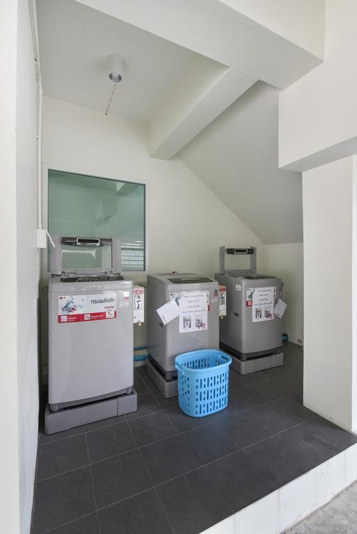 B32 Apartment Bangkok Exterior photo