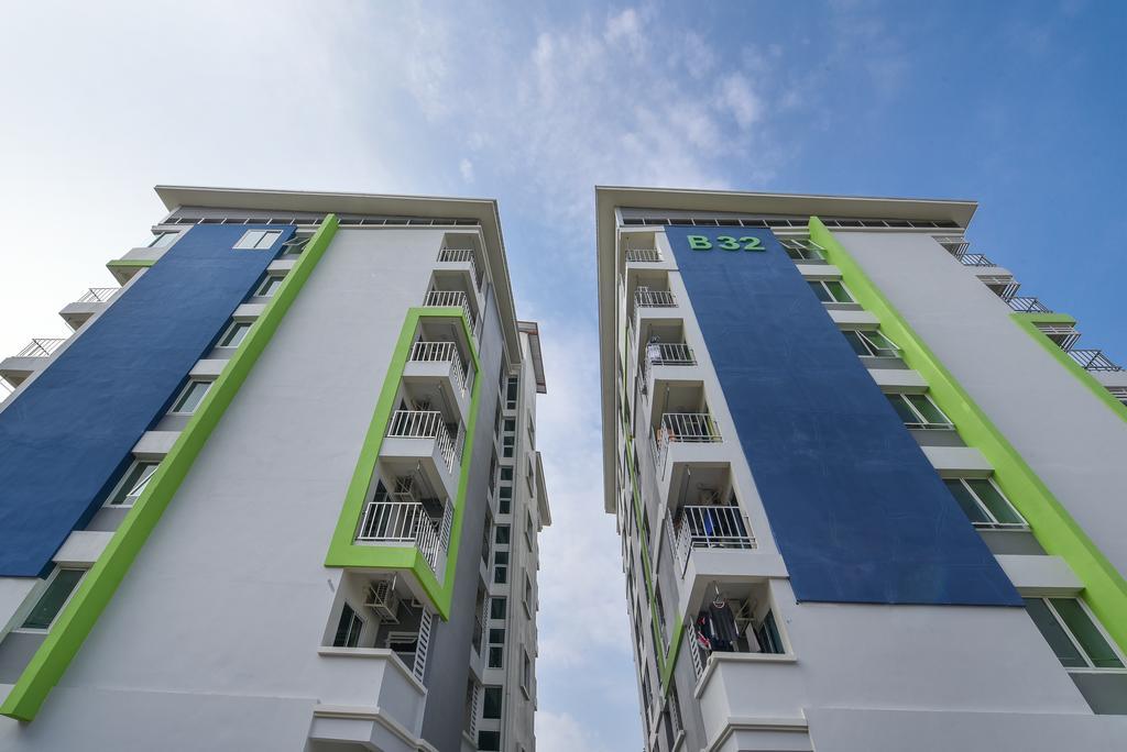 B32 Apartment Bangkok Exterior photo