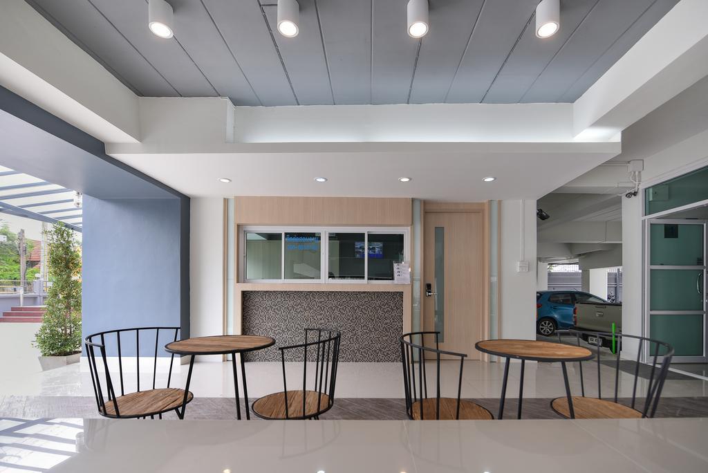 B32 Apartment Bangkok Exterior photo