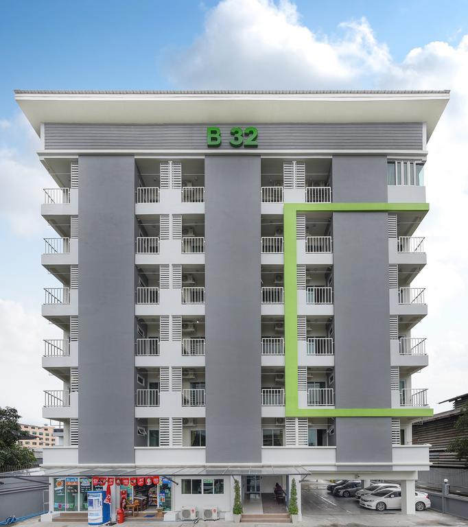 B32 Apartment Bangkok Exterior photo