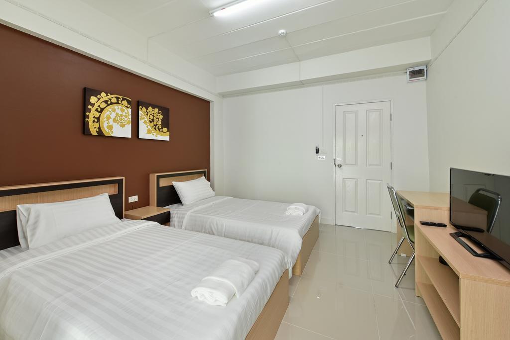 B32 Apartment Bangkok Room photo
