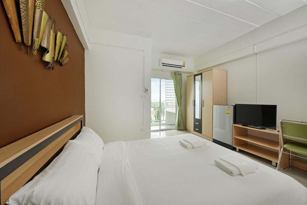 B32 Apartment Bangkok Exterior photo
