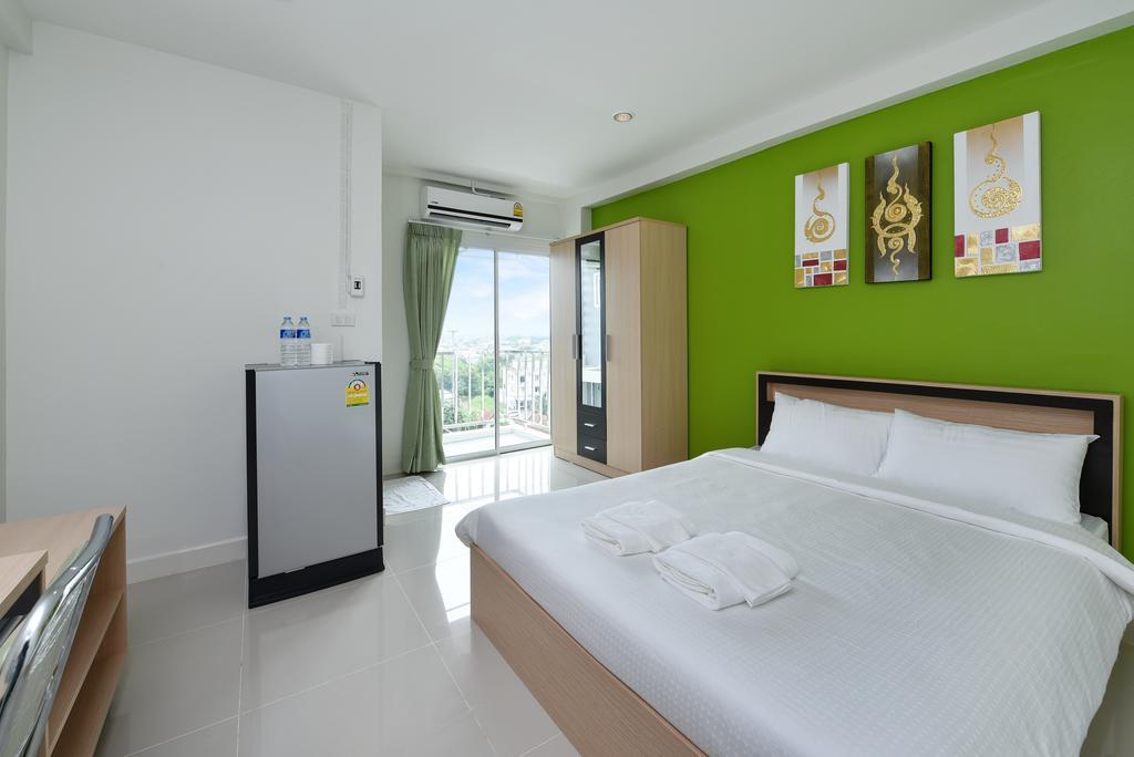 B32 Apartment Bangkok Room photo